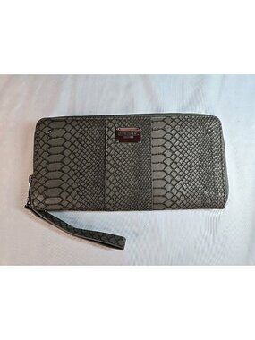 Relic Wristlet Faux Snakeskin